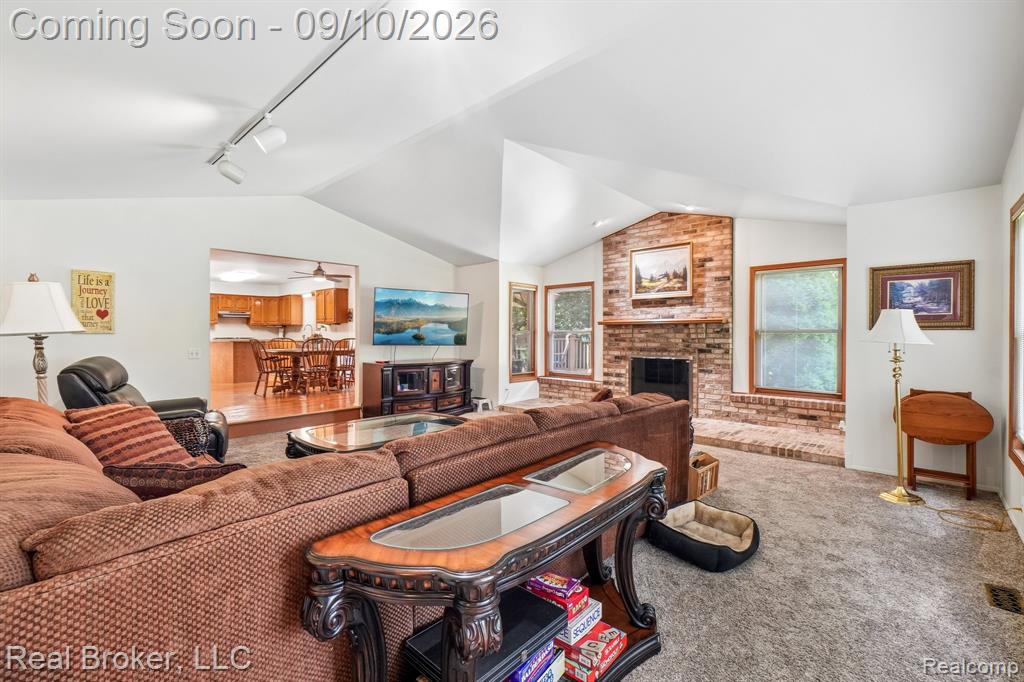 3630 Car Drive Property Photo 8