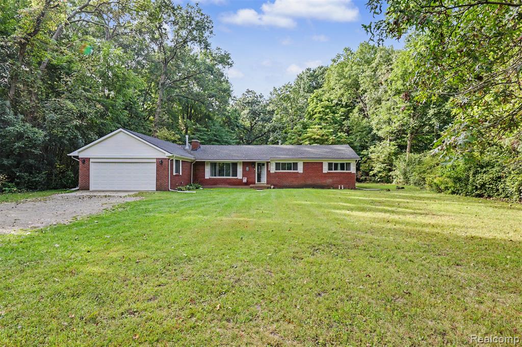 45223 Wear Road Property Photo 2