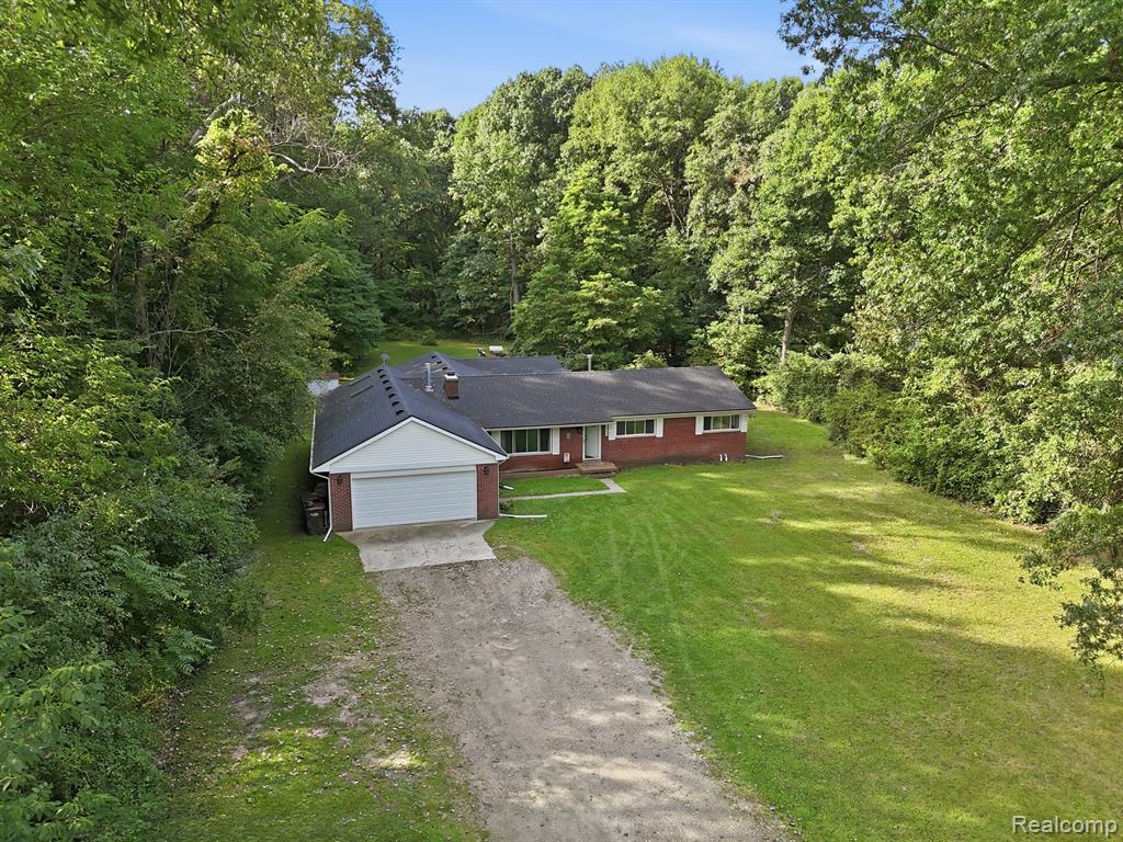45223 Wear Road Property Photo 4