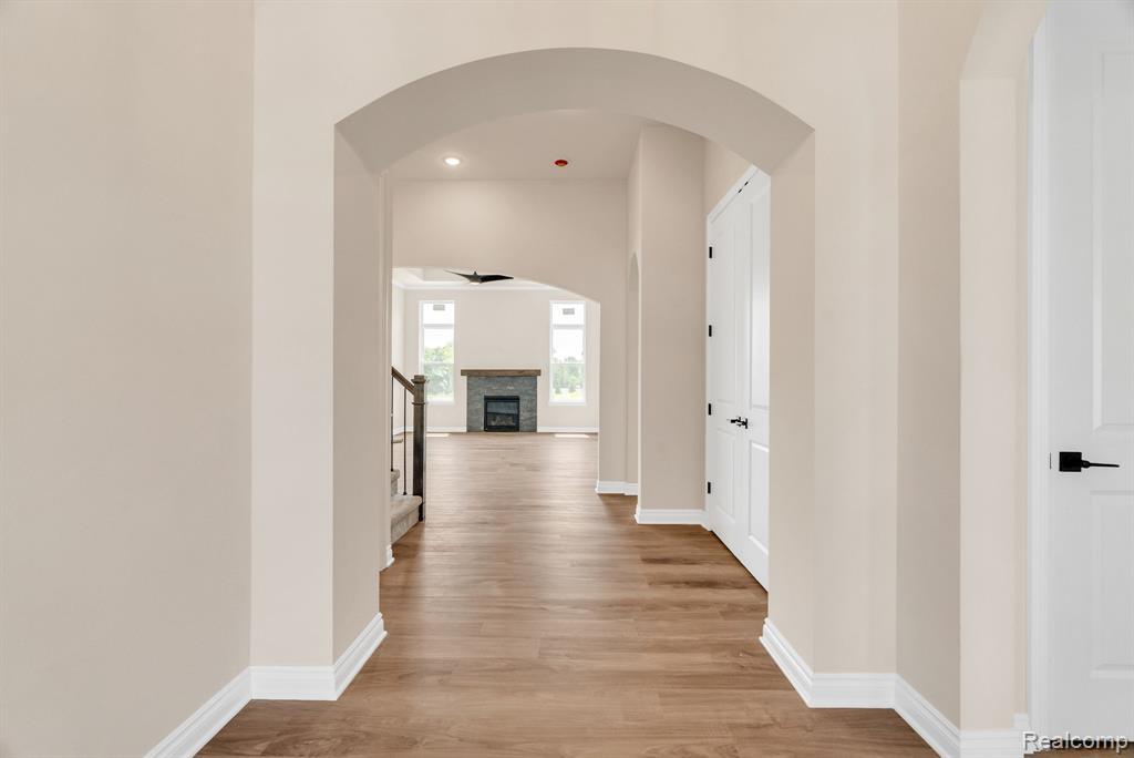 4139 Blossom Drive Property Photo 4