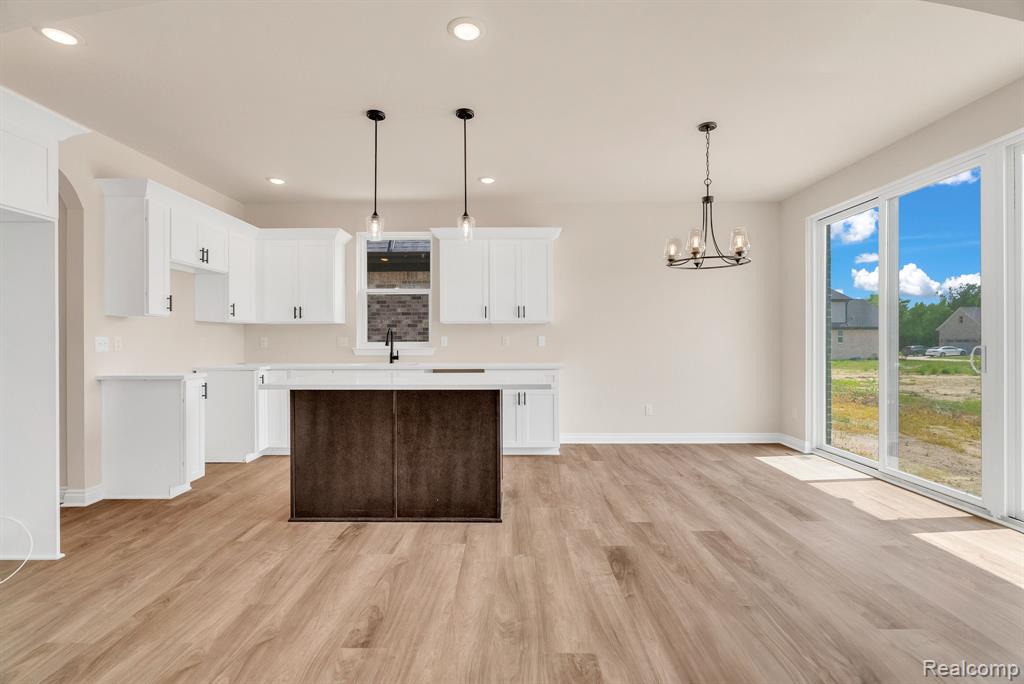 4139 Blossom Drive Property Photo 12