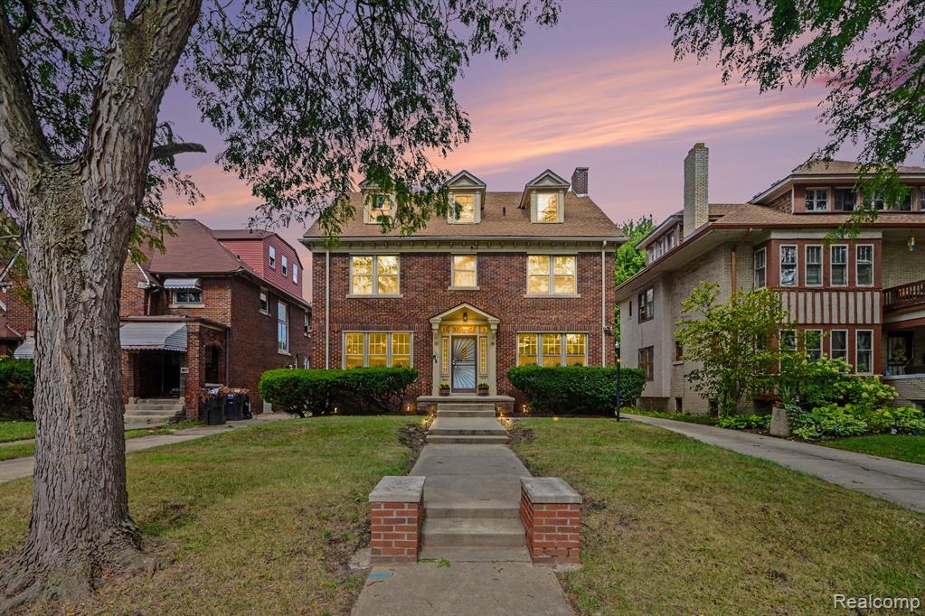 1646 Chicago Boulevard Property Photo 1