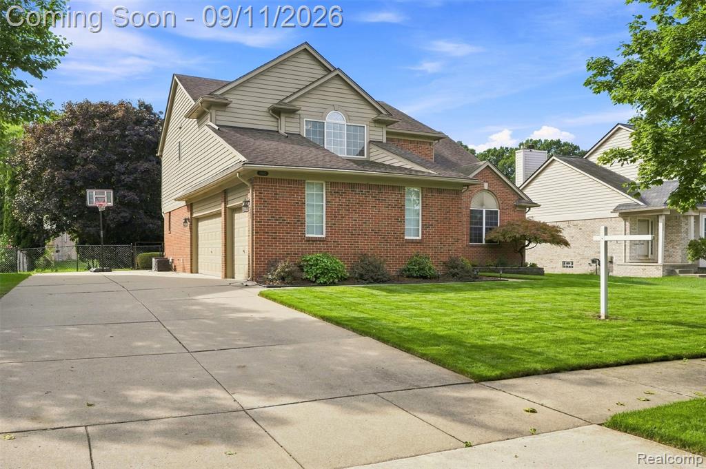 8062 Pickering Place Property Photo 2