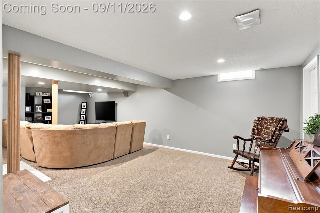 8062 Pickering Place Property Photo 32