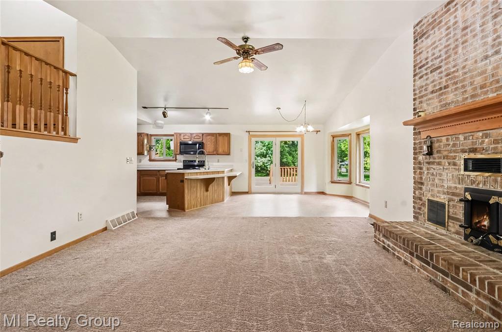11471 31 Mile Road Property Photo 15