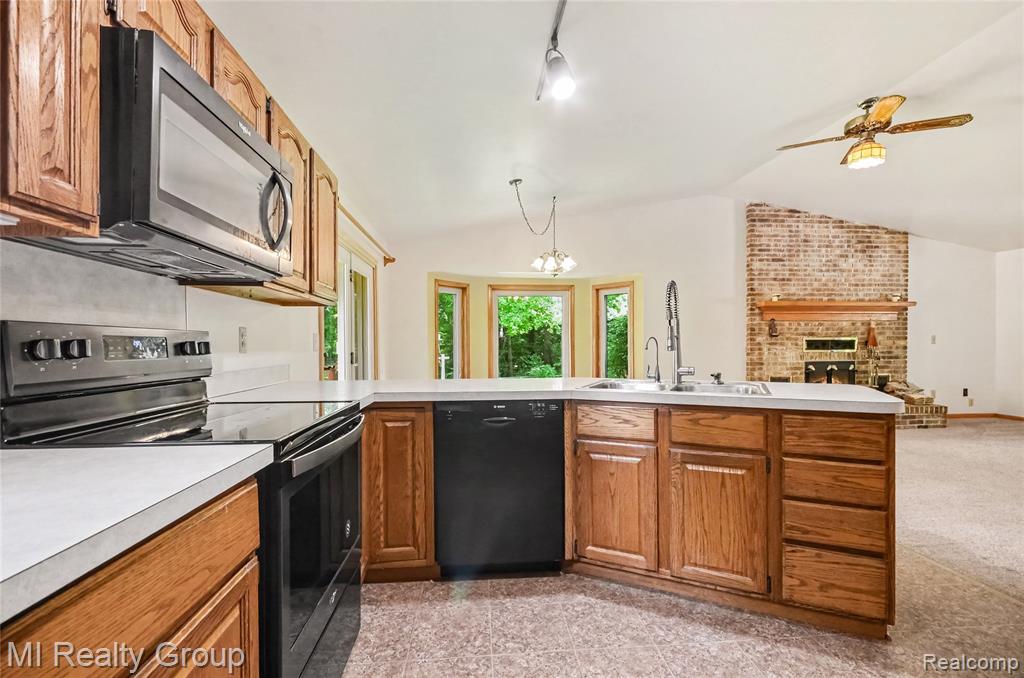 11471 31 Mile Road Property Photo 21