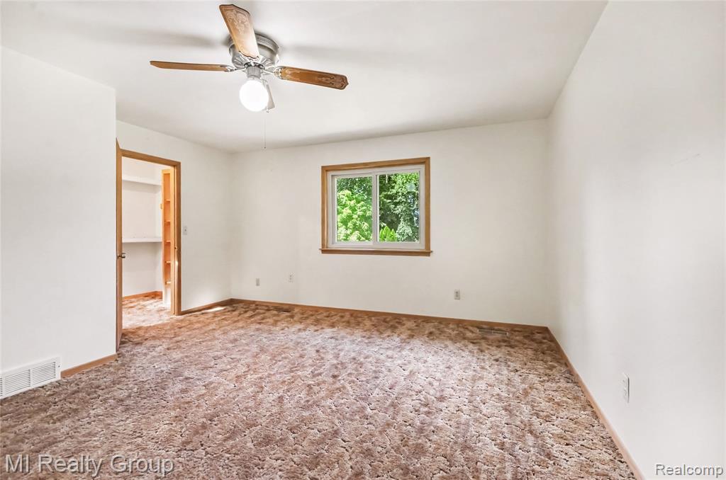 11471 31 Mile Road Property Photo 30