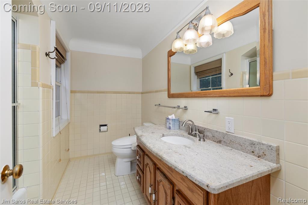 1445 Devonshire Road Property Photo 18