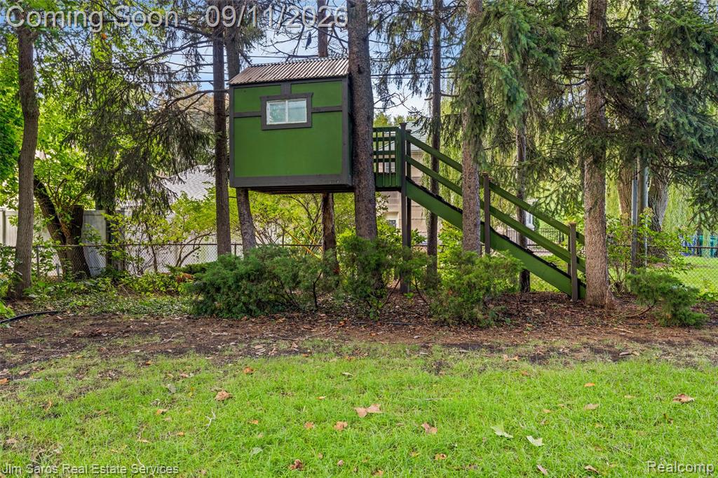 1445 Devonshire Road Property Photo 28
