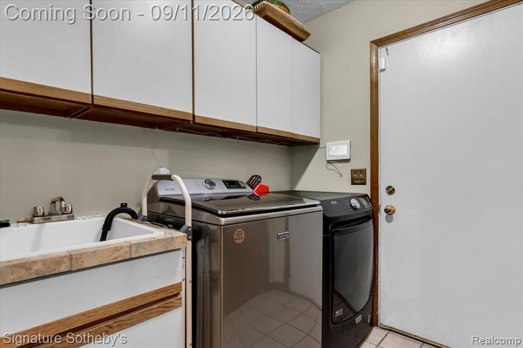 9925 Timothy Lane Property Photo 15