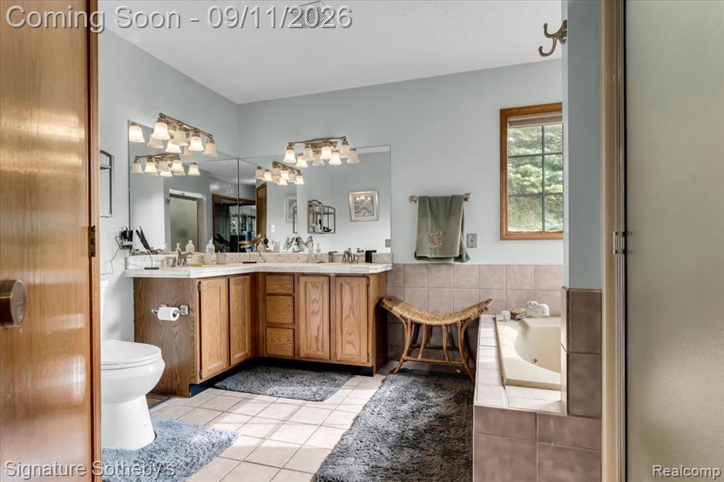 9925 Timothy Lane Property Photo 18