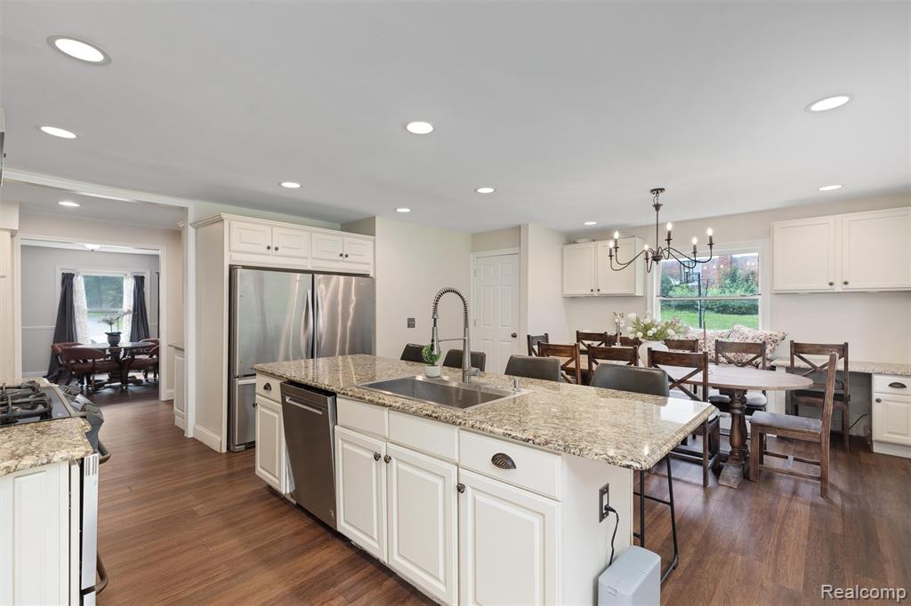 757 Foxhall Road Property Photo 3