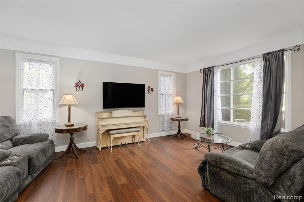 757 Foxhall Road Property Photo 13