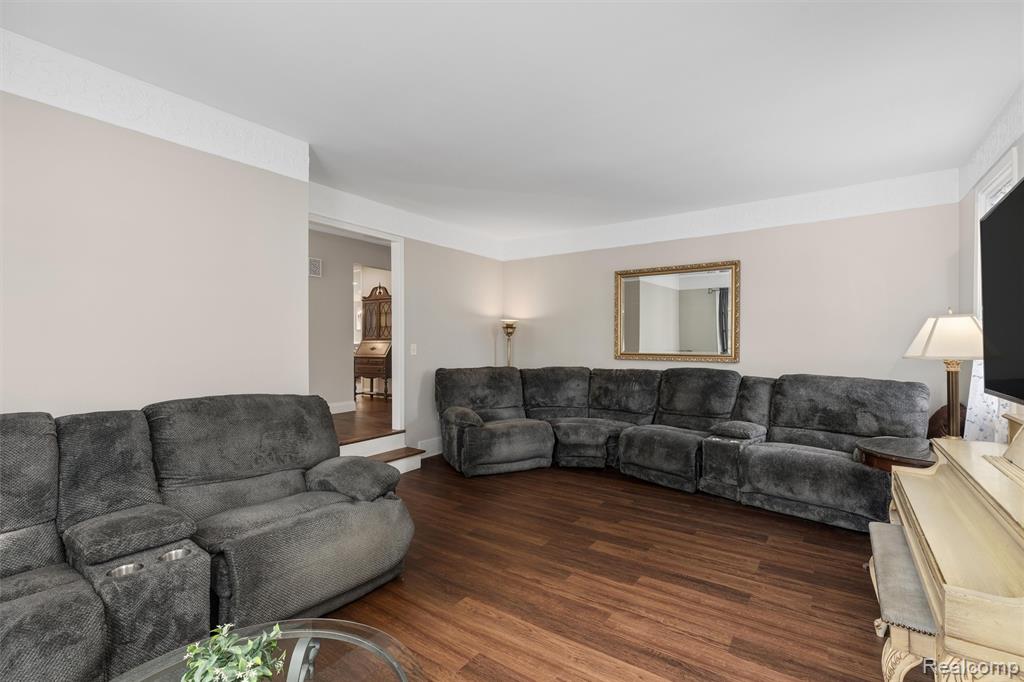 757 Foxhall Road Property Photo 14