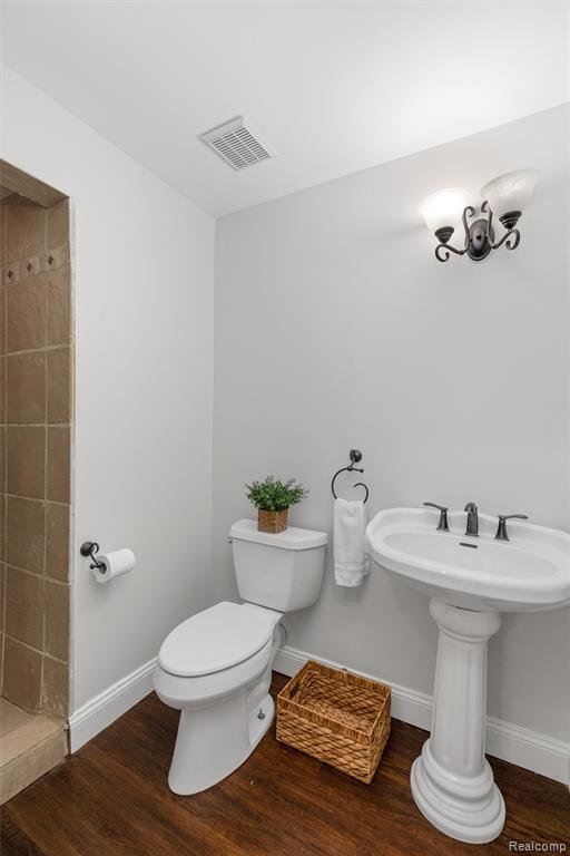 757 Foxhall Road Property Photo 17