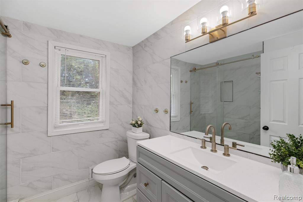 757 Foxhall Road Property Photo 29