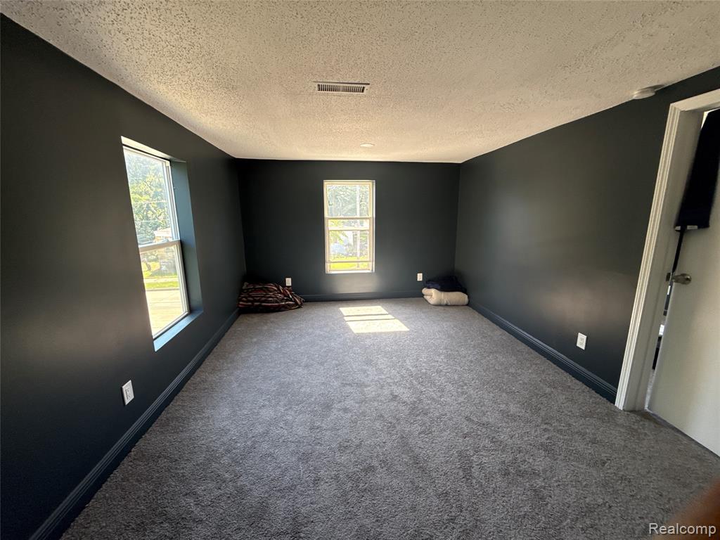 346 Weiss Street Property Photo 14