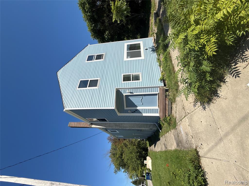 346 Weiss Street Property Photo 27