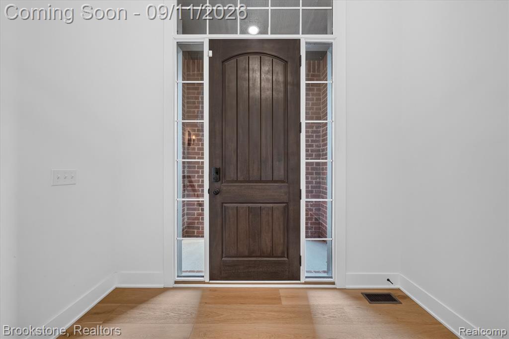 12891 Preston Pointe Drive Property Photo 8