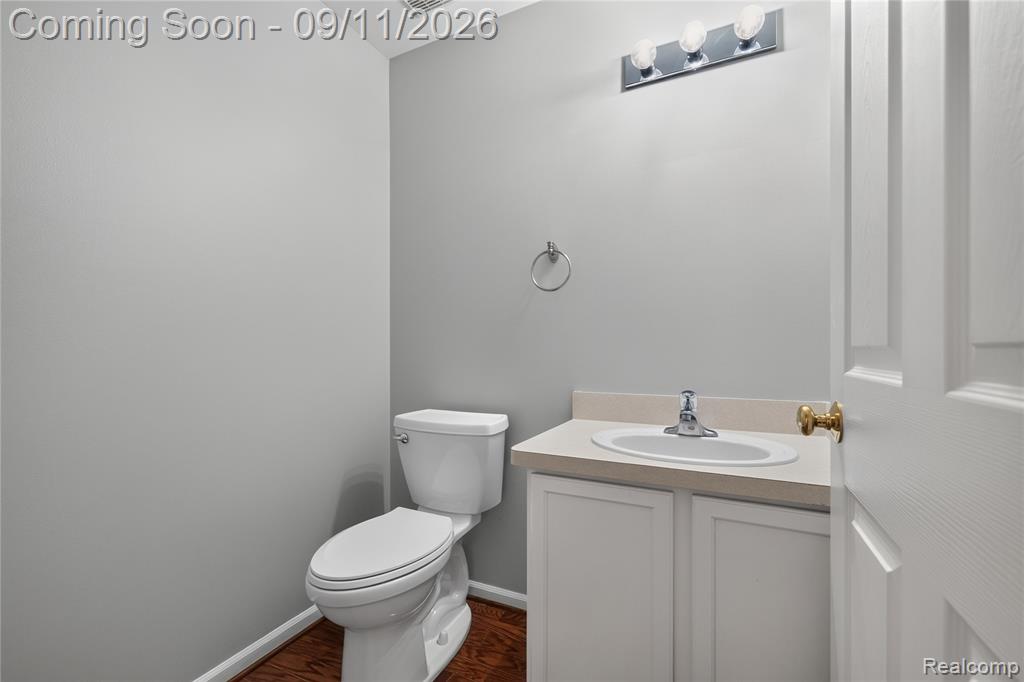 110 West Road Property Photo 23