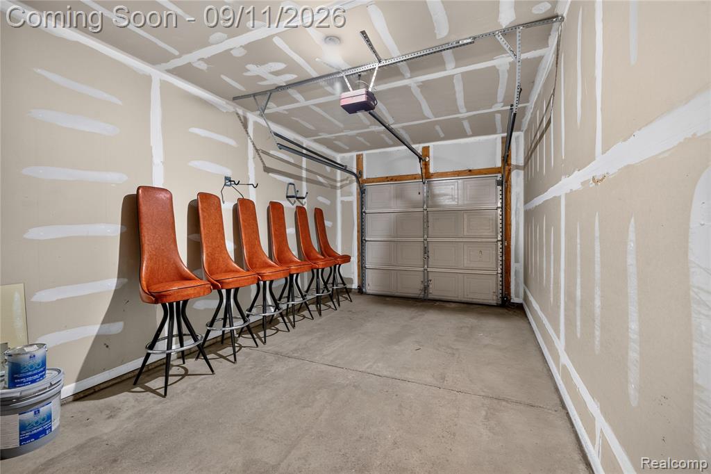 110 West Road Property Photo 33