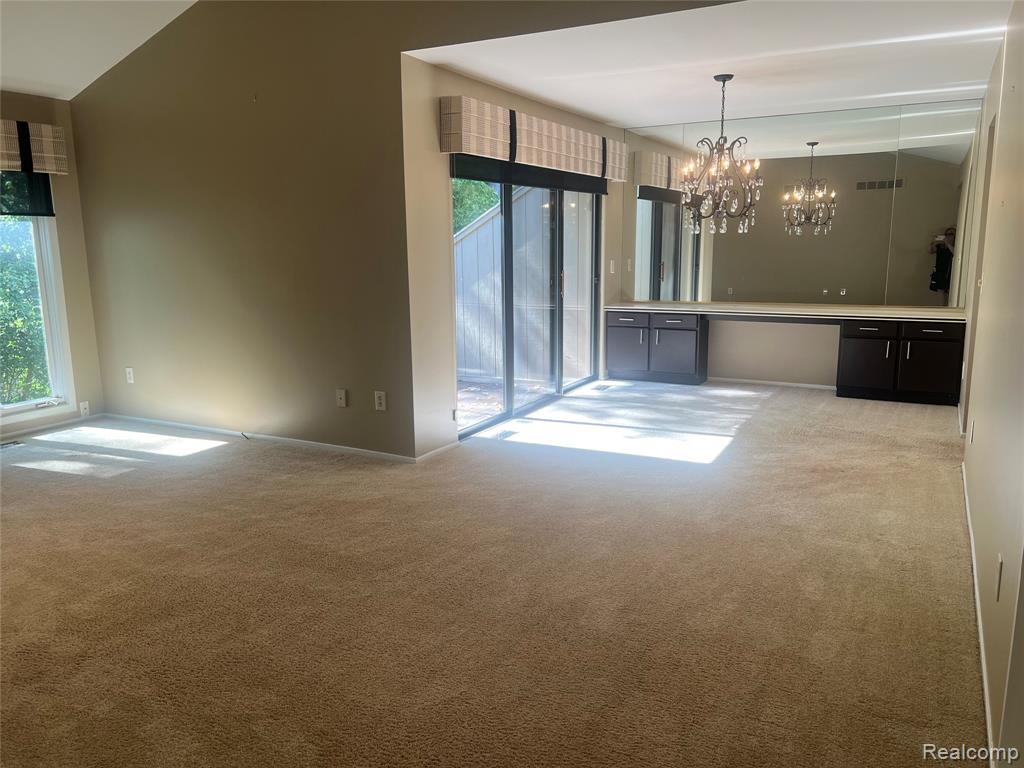 5529 Walnut Circle Property Photo 5
