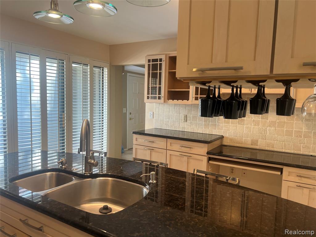 5529 Walnut Circle Property Photo 11