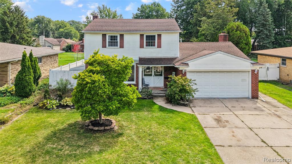 11076 La Chene Drive Property Photo 1