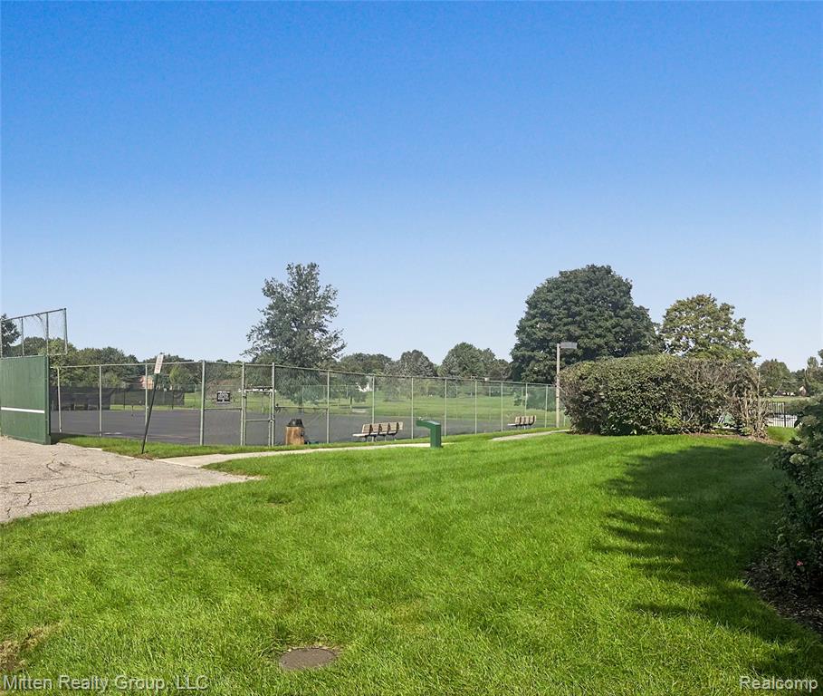 1699 Brentwood Drive Property Photo 46