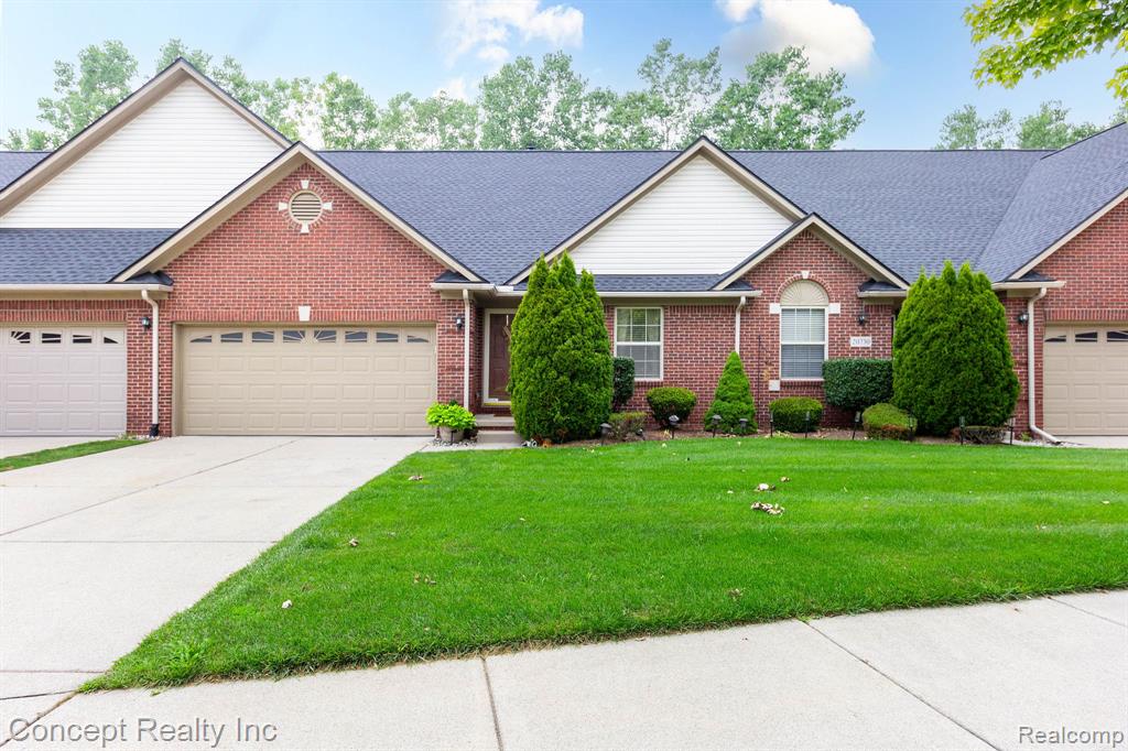 20742 Doves Pointe Drive Property Photo 1