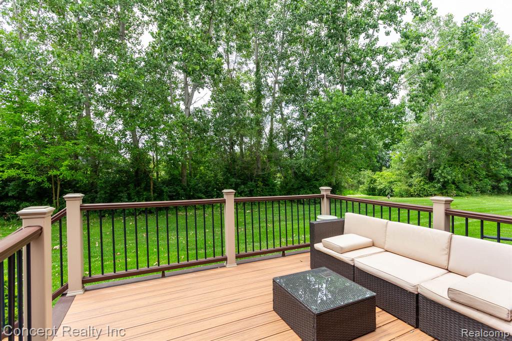 20742 Doves Pointe Drive Property Photo 33