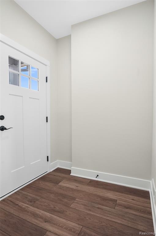 2295 Gilder Drive Property Photo 3