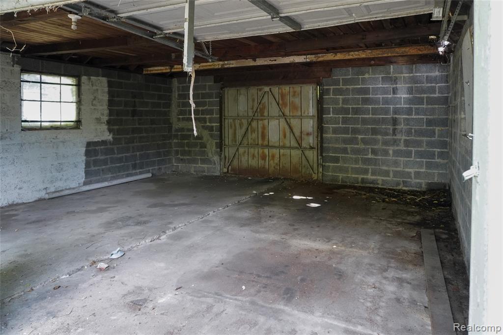 20234 Hickory Street Property Photo 20