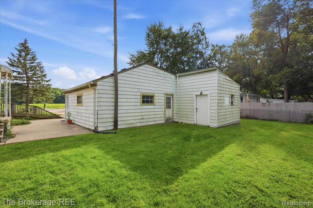 11973 E Brooks Road Property Photo 26