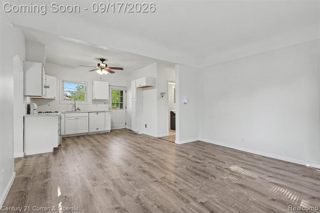 18439 Norborne Property Photo 5