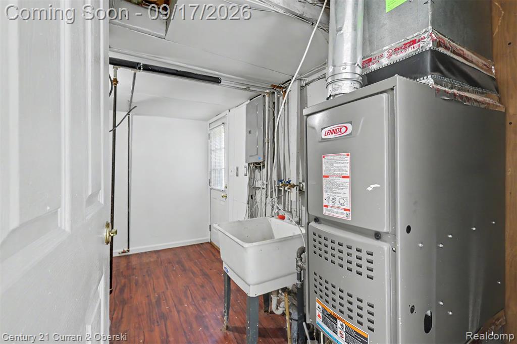 18439 Norborne Property Photo 16