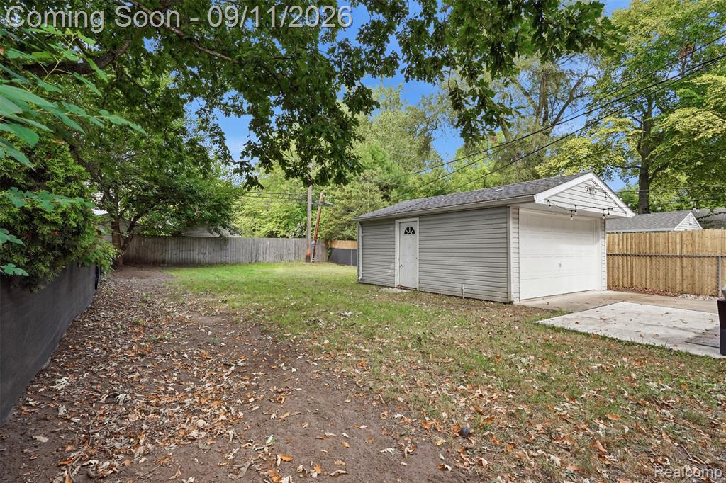 1027 N Vermont Avenue Property Photo 30