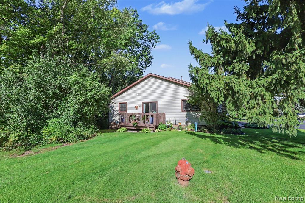 9031 E Lake Road Property Photo 19