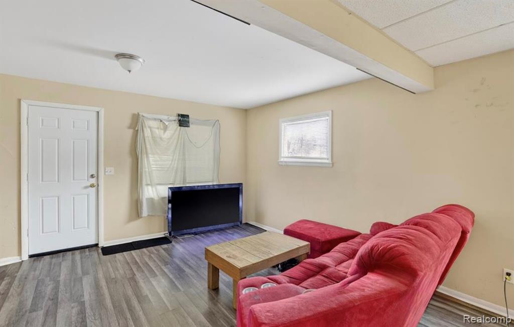 1413 Lincoln Avenue Property Photo 19