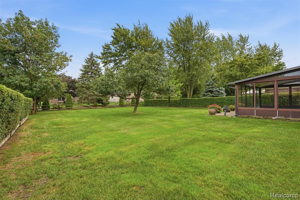 28360 Armanda Drive Property Photo 40