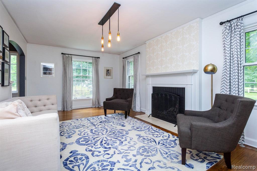 20964 Thorofare Road Property Photo 11