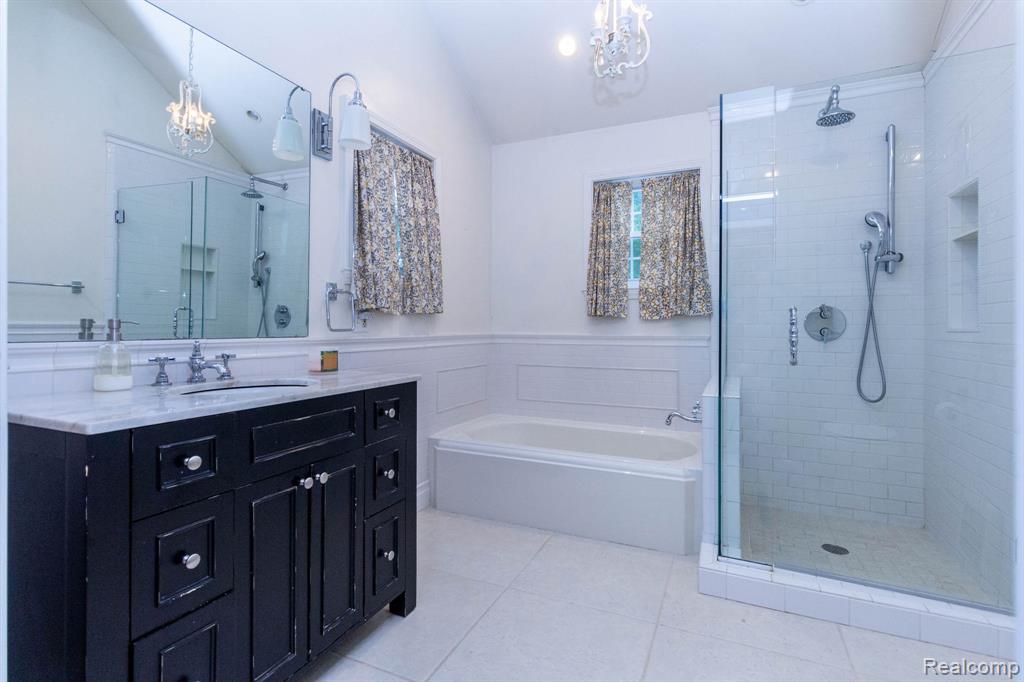 20964 Thorofare Road Property Photo 32