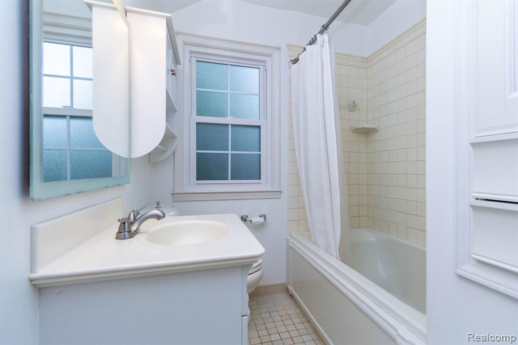 20964 Thorofare Road Property Photo 36