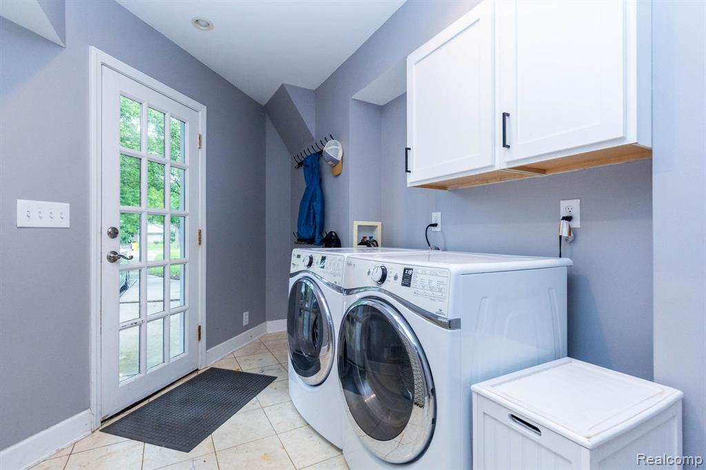 20964 Thorofare Road Property Photo 44