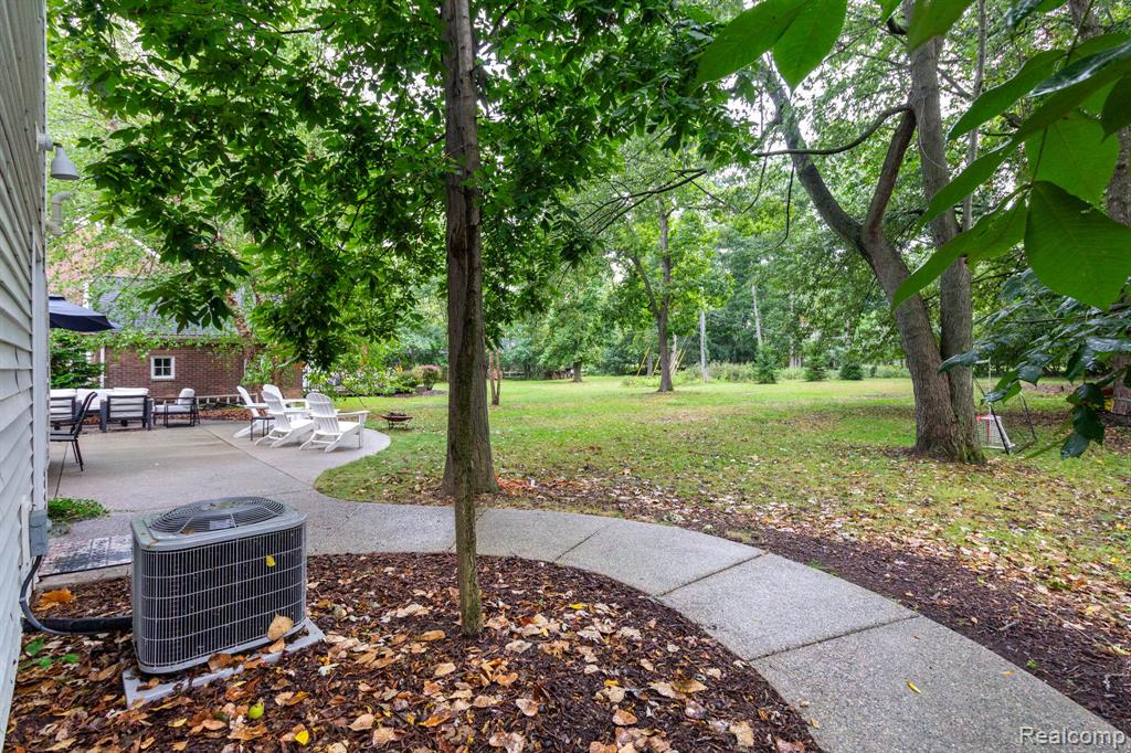 20964 Thorofare Road Property Photo 46