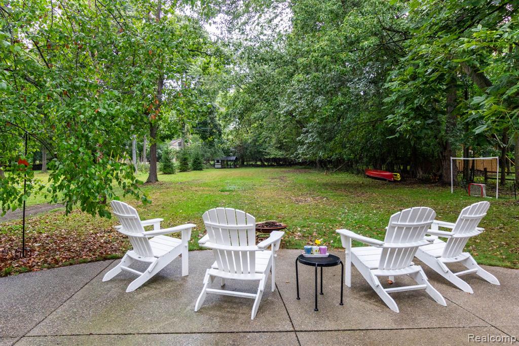 20964 Thorofare Road Property Photo 47