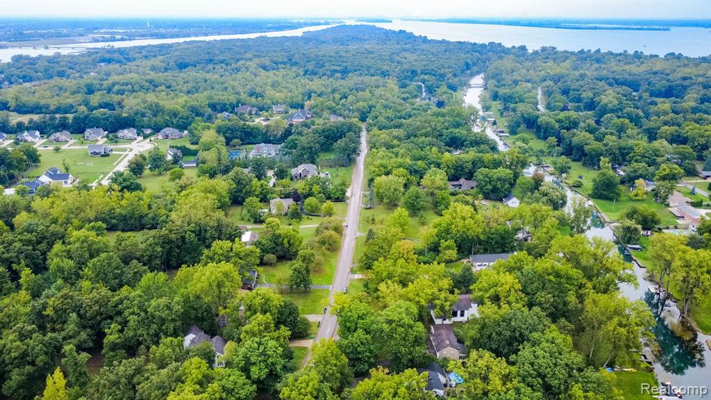 20964 Thorofare Road Property Photo 63