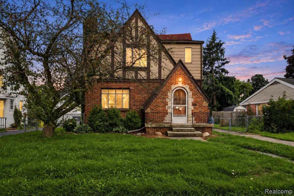 2030 Pierce Street Property Photo 1