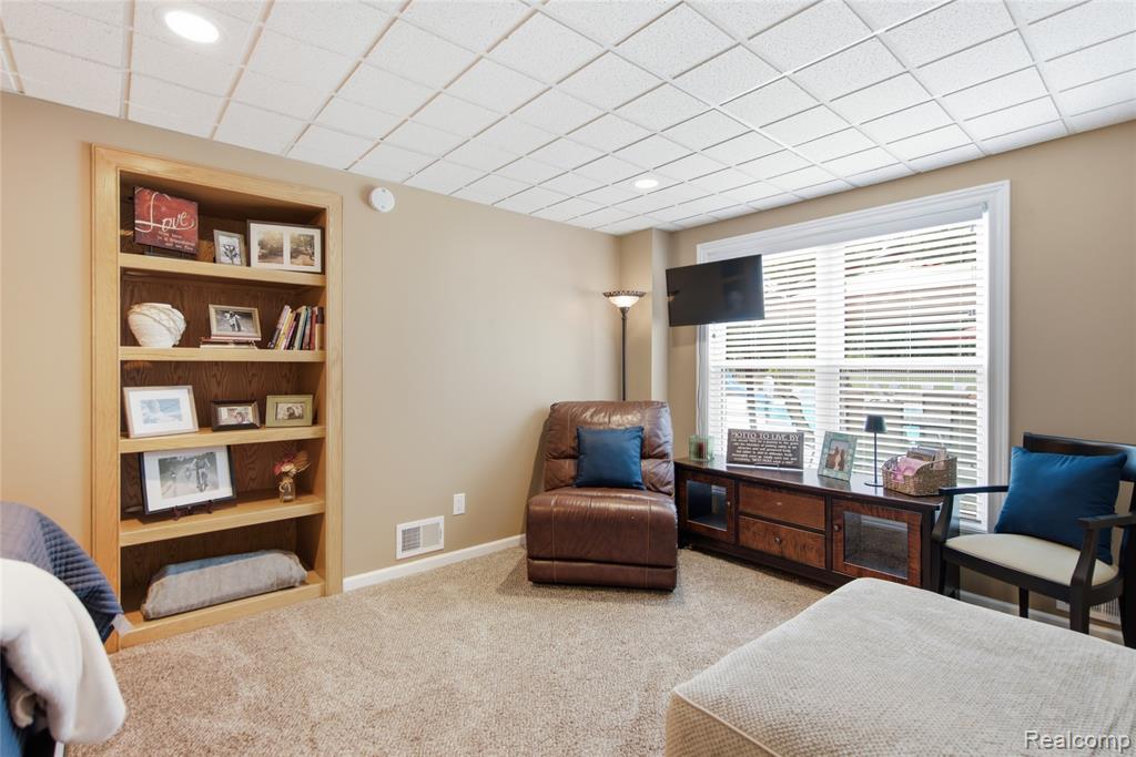 5172 Timber Bend Drive Property Photo 27