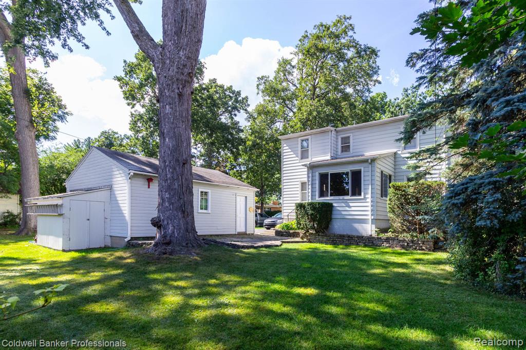2135 Pontiac Drive Property Photo 28